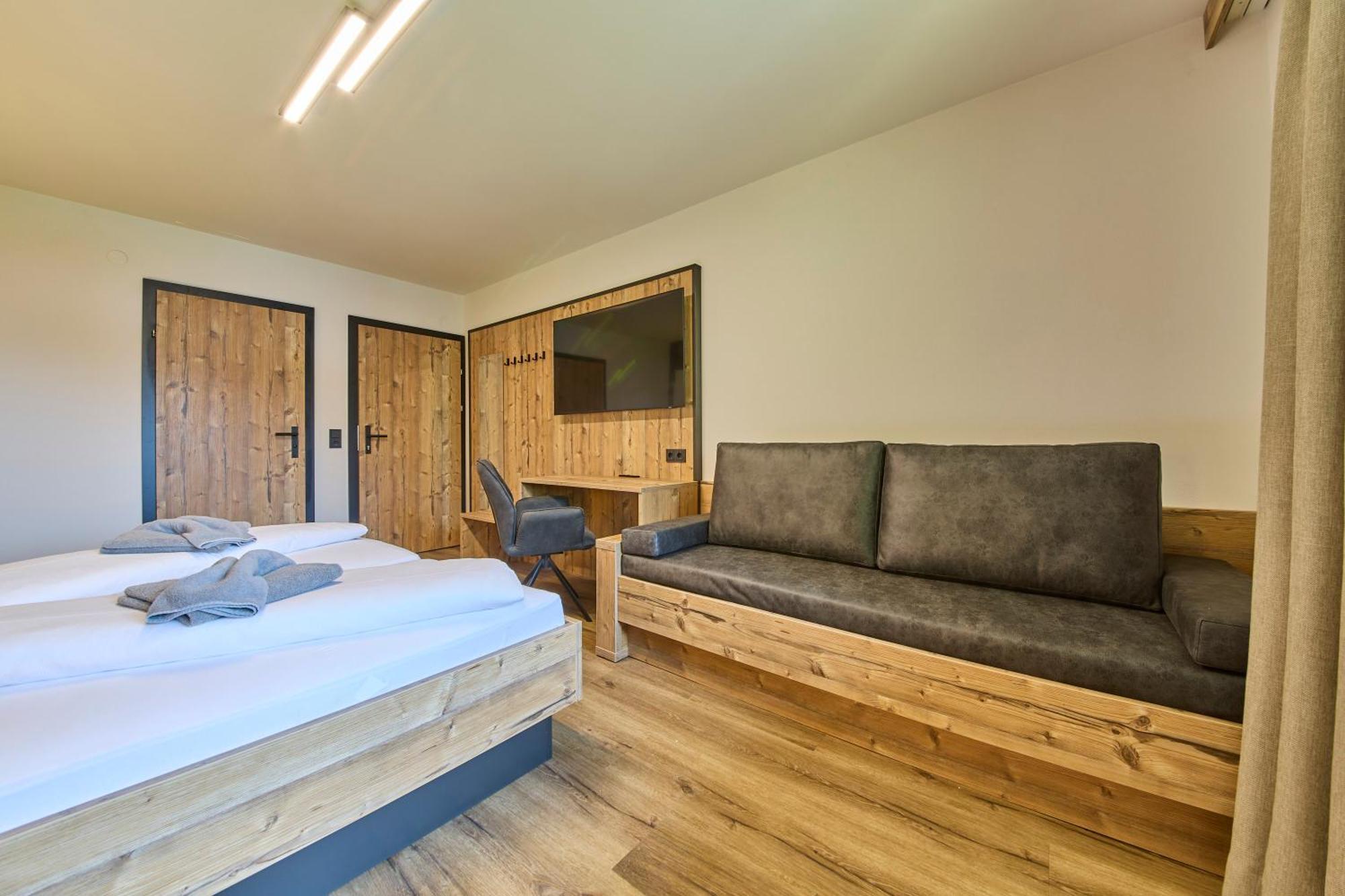 Eibinghof Bed & Breakfast & Swim Saalbach-Hinterglemm Esterno foto