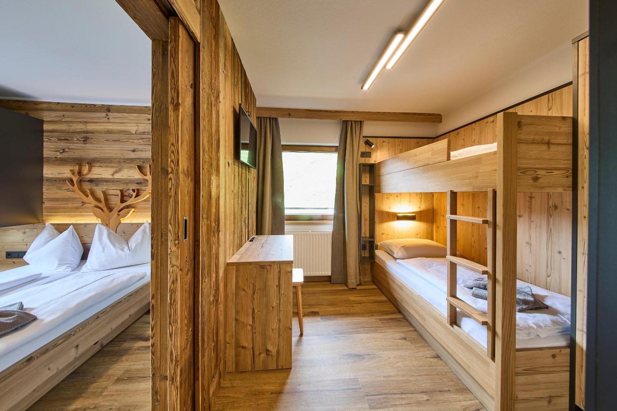 Eibinghof Bed & Breakfast & Swim Saalbach-Hinterglemm Esterno foto